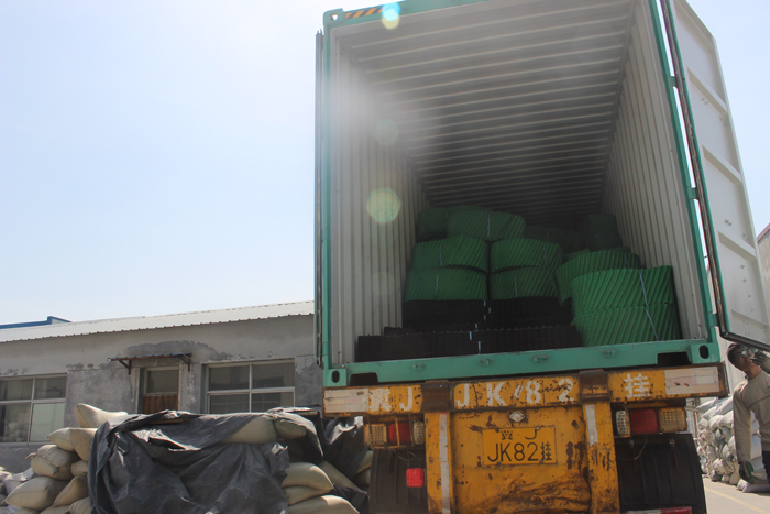 Round cooling tower fills are shipped by trucks