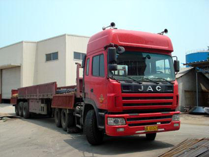 FPR Square cooling tower are shipped by trucks